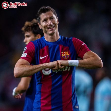 Barcelona Semakin Membutuhkan Lewandowski